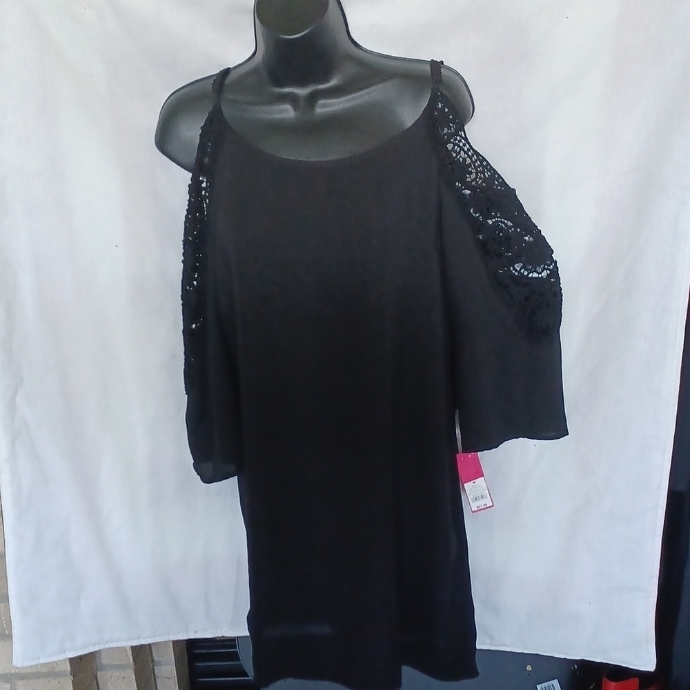 Xhilaration black dress, cold shoulder, lace sleeve, adjustable straps, M